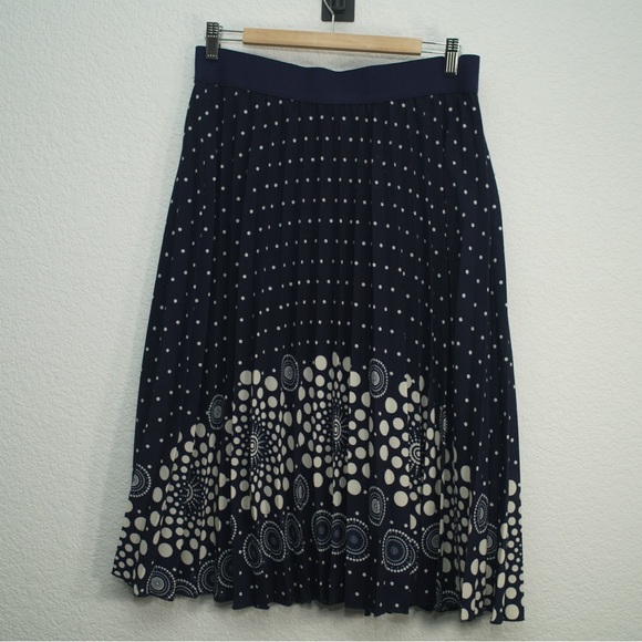 Andi + James Navy And Cream Pleated Midi Skirt, Size Large Floral Geometric - Picture 5 of 9